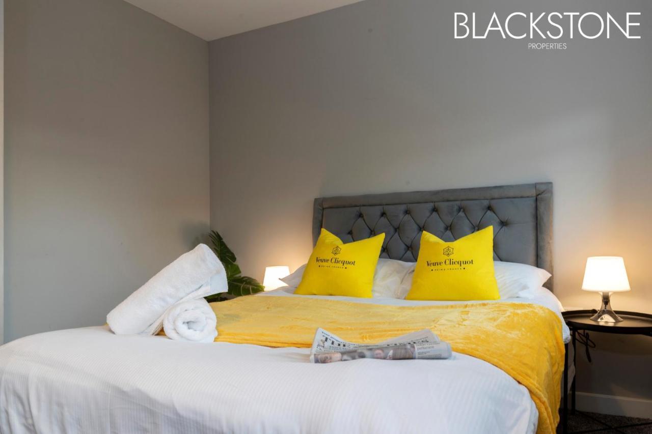Champagne House - 4 Bed Property Plus 2 Sofa Beds By Bpne ダーリントン エクステリア 写真